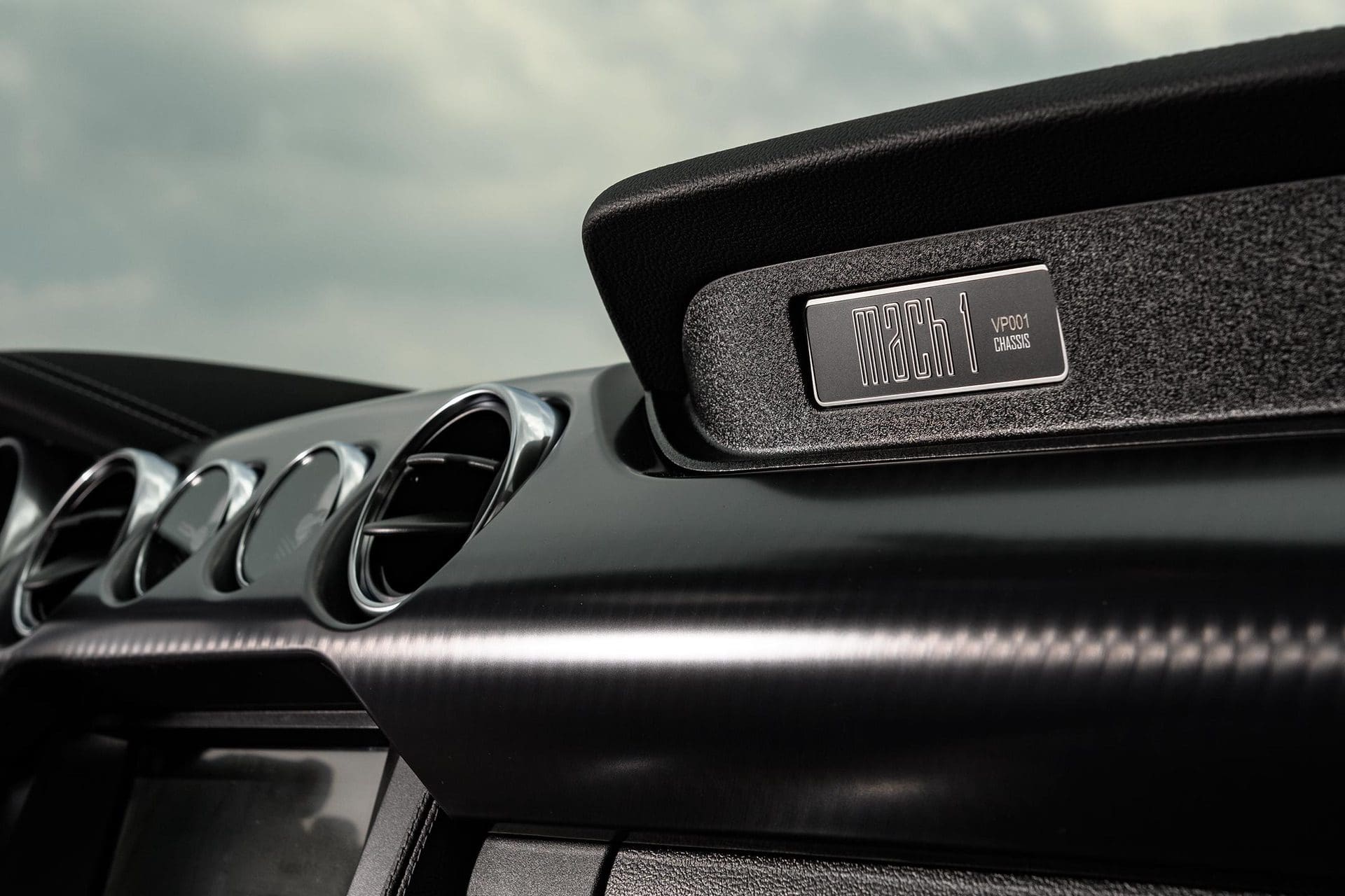 Mach 1 Dash